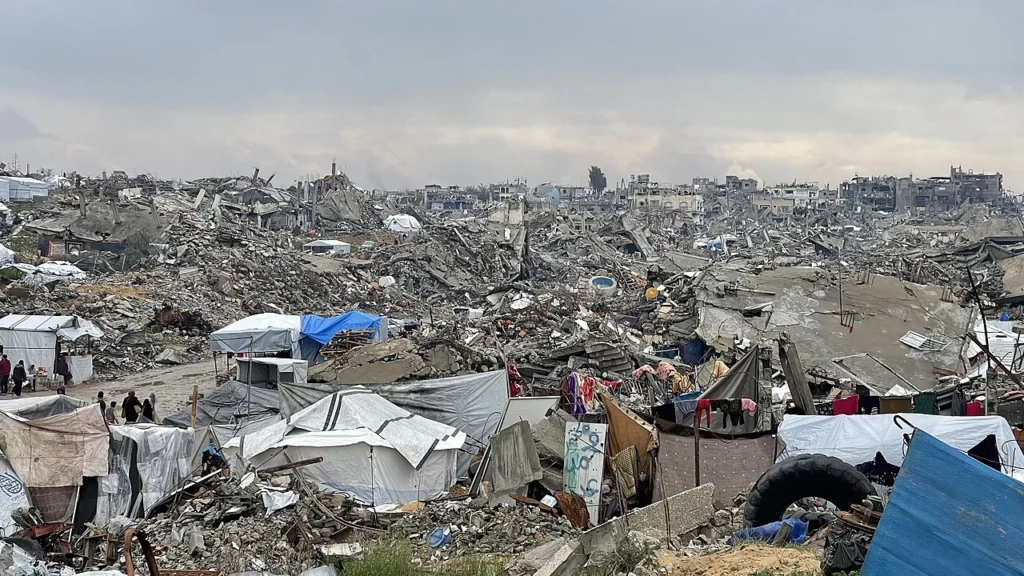 widespread destruction in Gaza as a result of Israeli airstrikes targeting civilians By Jaber Jehad Badwan - Jaber Jehad Badwan, CC BY-SA 4.0, https://commons.wikimedia.org/w/index.php?curid=160402418