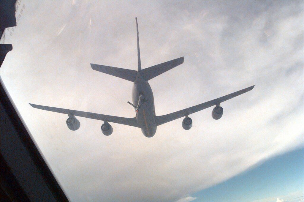 A photo of a KC-135 Stratotanker in flight By Department of Defense. American Forces Information Service. Defense Visual Information Center. 1994 - This file was contributed to Wikimedia Commons by National Archives at College Park - Still Pictures as part of a cooperation project. The donation was facilitated by the Digital Public Library of America, via its partner Digital Public Library of America.Record in source catalogDPLA identifier: d0bb3a9ad050f2064d6f8cb61188edd7National Archives Identifier: 6600118, Public Domain, https://commons.wikimedia.org/w/index.php?curid=96419542